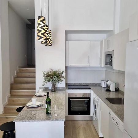 Apartamentos Rg Hospital Valme Sevilla Eksteriør billede