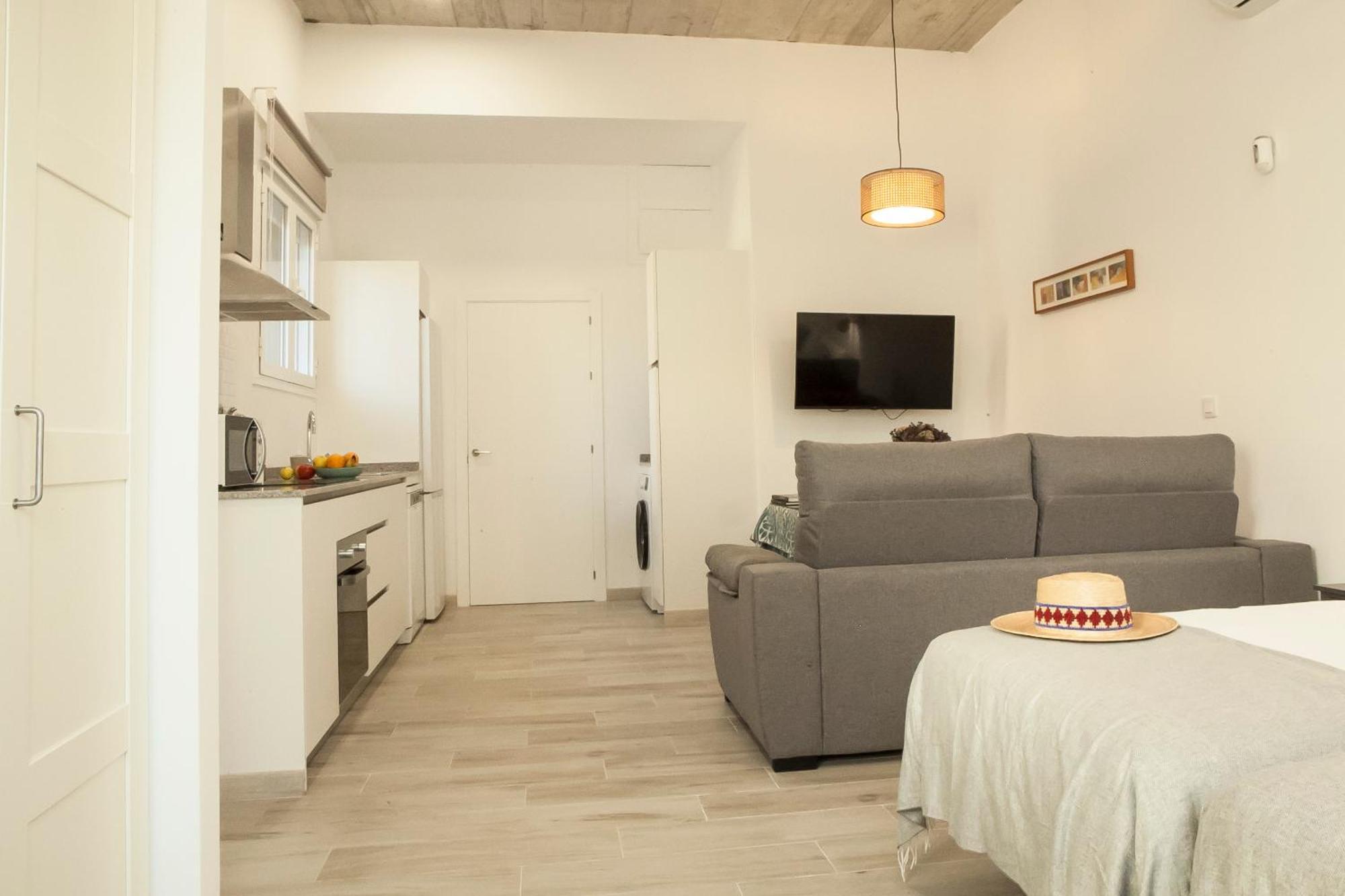 Apartamentos Rg Hospital Valme Sevilla Eksteriør billede