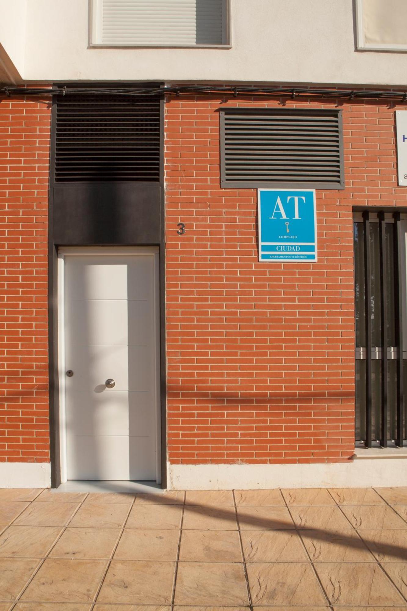 Apartamentos Rg Hospital Valme Sevilla Eksteriør billede