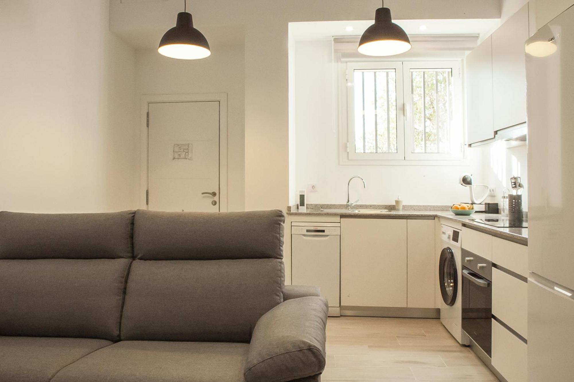 Apartamentos Rg Hospital Valme Sevilla Eksteriør billede