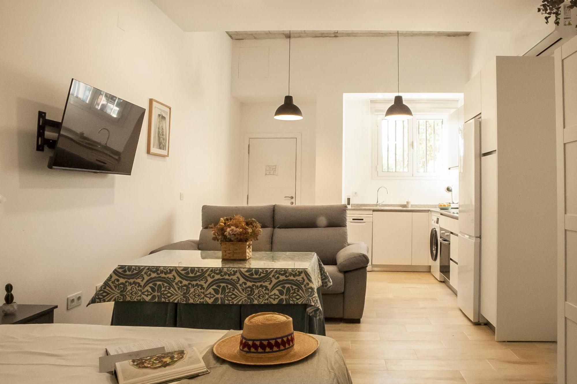 Apartamentos Rg Hospital Valme Sevilla Eksteriør billede